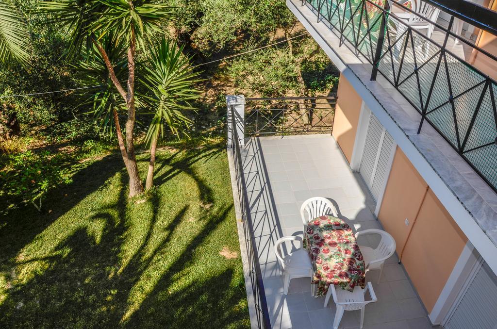 Olive Grove Apts Lithakia  Buitenkant foto