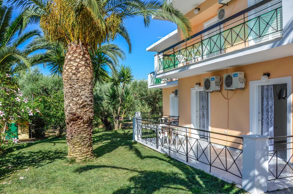Olive Grove Apts Lithakia  Buitenkant foto
