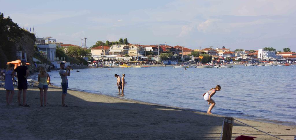 Olive Grove Apts Lithakia  Buitenkant foto