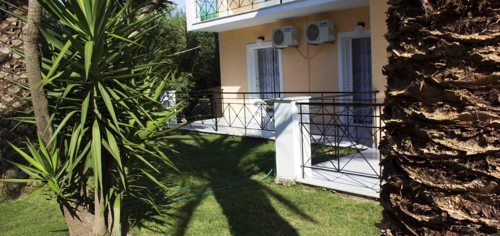 Olive Grove Apts Lithakia  Buitenkant foto